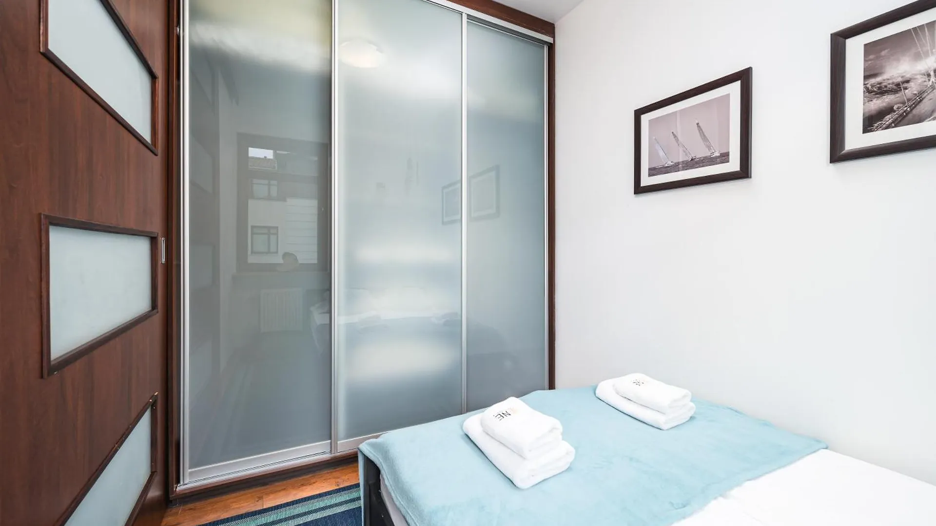 Turkusowy - Neptun Park By Oneapartments Gdansk Apartamento
